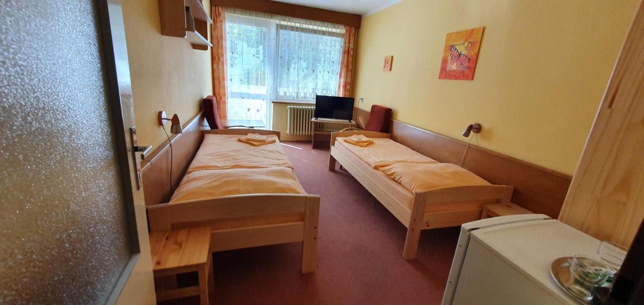 Hotel Poprad Ústí nad Orlicí Exterior foto